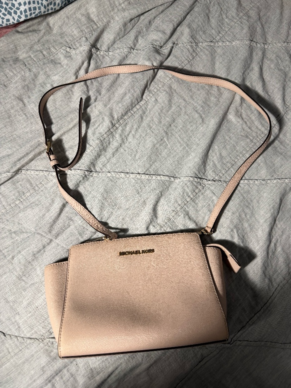 Michael Kors Blush Crossbody